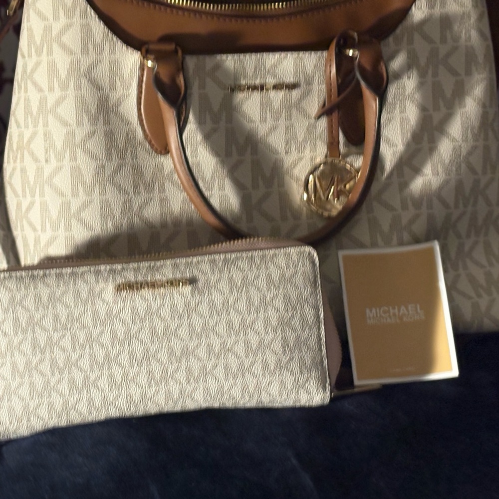 Michael Kors Tan and Cream Shoulder Bag with Wallet